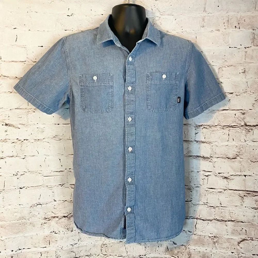Vans Mens Button Up Shirt Short Sleeve Classic Fit Chest Pocket Blue Chambray M